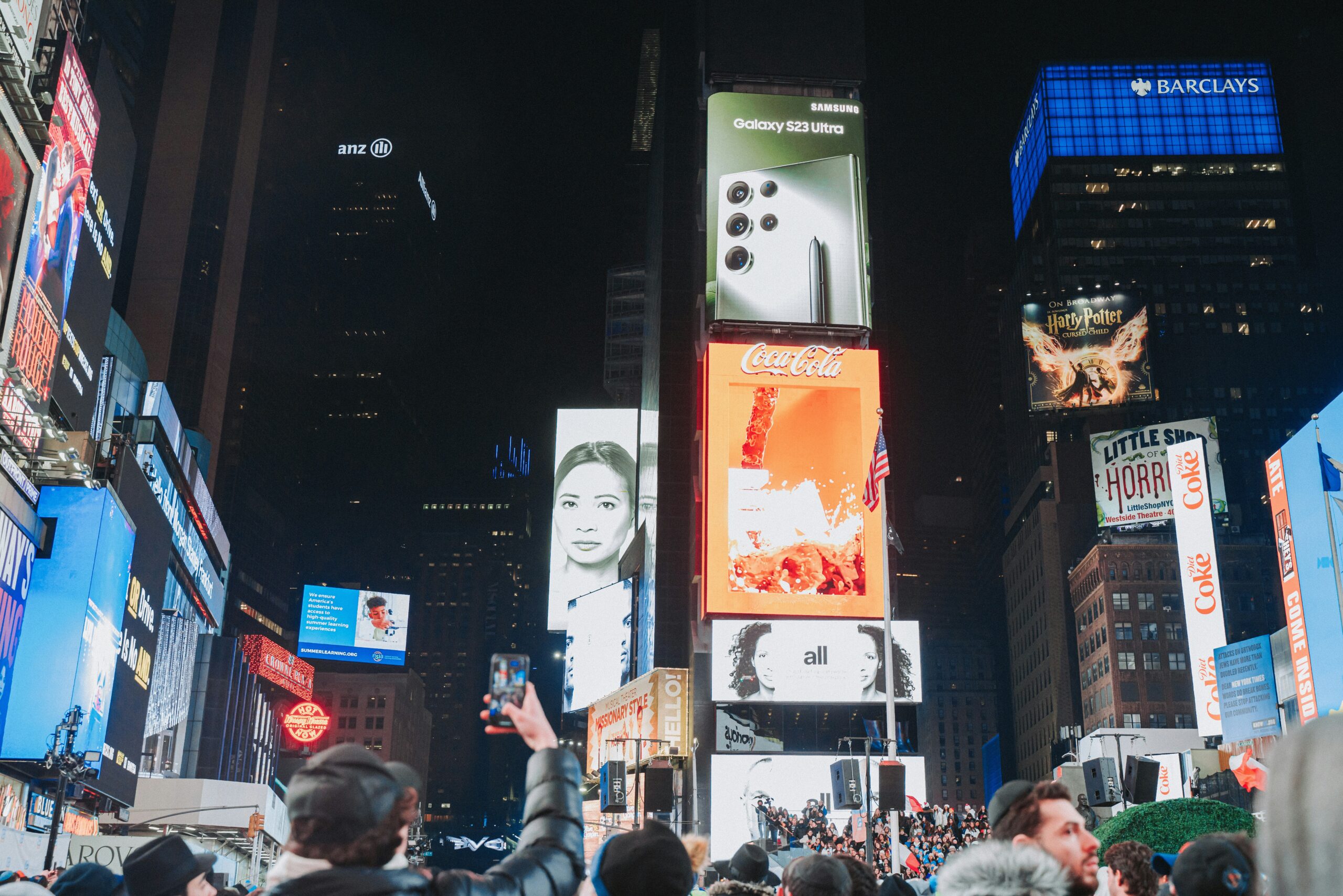 How to Align Corporate Communications with Brand Identity How to Align Corporate Communications with Brand Identity